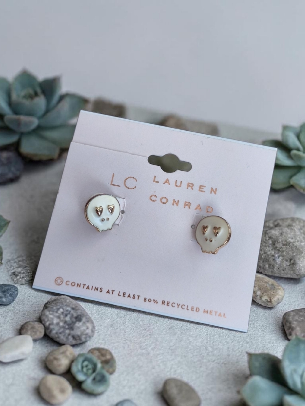 New! Lauren Conrad White Enamel Skull Stud Earrings